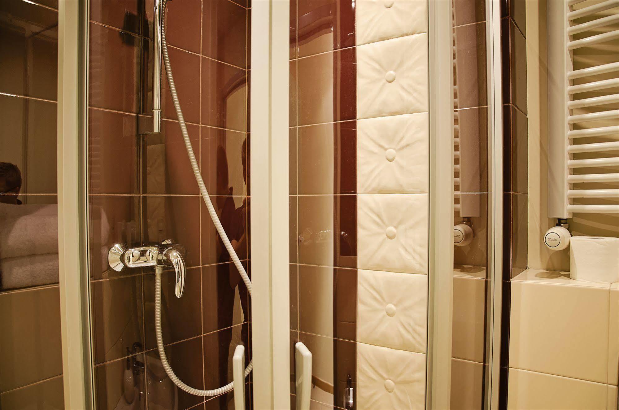 Angel City Center Krakow Aparthotel Экстерьер фото