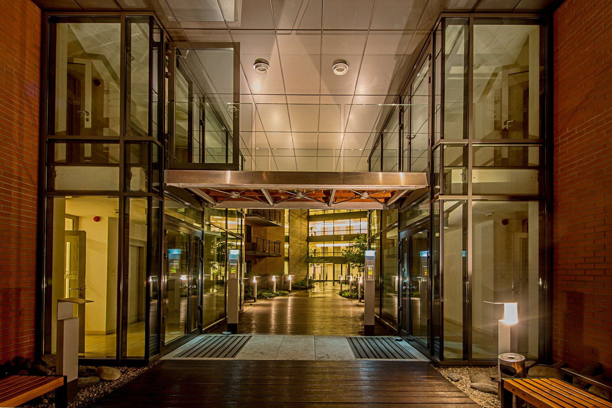 Angel City Center Krakow Aparthotel Экстерьер фото